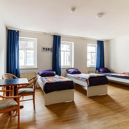 Preiswert & Vollmoebliert Fuer Handwerker Und Monteure De, Pl, Eng * Leipzig