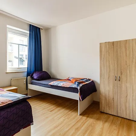 Preiswert & Vollmoebliert Fuer Handwerker Und Monteure De, Pl, Eng Leipzig