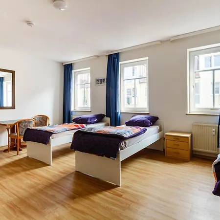 Preiswert & Vollmoebliert Fuer Handwerker Und Monteure De, Pl, Eng Apartamento