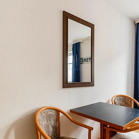 Apartamento Preiswert & Vollmoebliert Fuer Handwerker Und Monteure De, Pl, Eng *