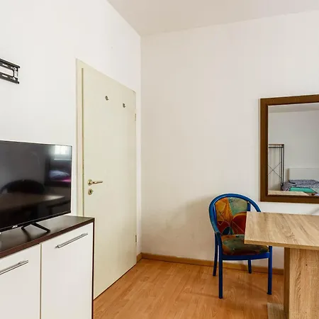Apartamento Preiswert & Vollmoebliert Fuer Handwerker Und Monteure De, Pl, Eng *