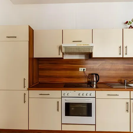 Preiswert & Vollmoebliert Fuer Handwerker Und Monteure De, Pl, Eng Apartment Leipzig
