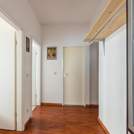 Preiswert & Vollmoebliert Fuer Handwerker Und Monteure De, Pl, Eng Leipzig