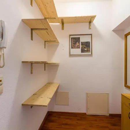 Preiswert & Vollmoebliert Fuer Handwerker Und Monteure De, Pl, Eng Apartamento