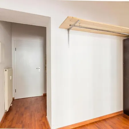 Apartamento Preiswert & Vollmoebliert Fuer Handwerker Und Monteure De, Pl, Eng
