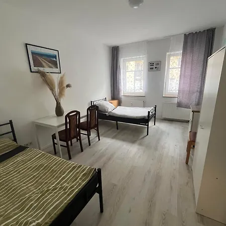 Apartamento Preiswert & Vollmoebliert Fuer Handwerker Und Monteure De, Pl, Eng